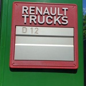 foto 12t Renault 8.8m Plate automat pritsche Sperreft